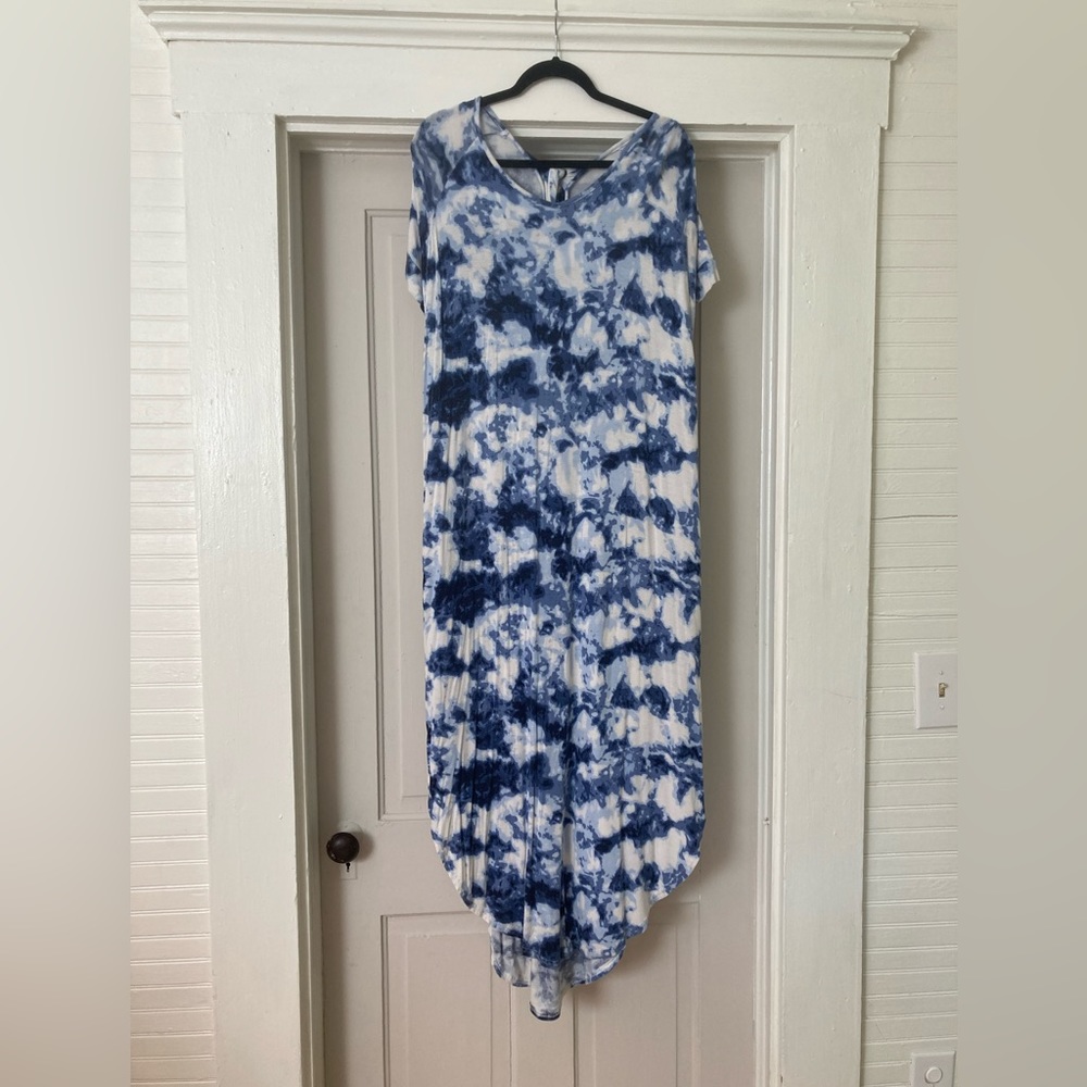 Latched Mama Tie-Dye Dolman